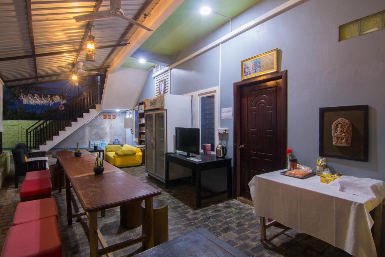 Relax Resort Angkor Villa Сіємреап Екстер'єр фото
